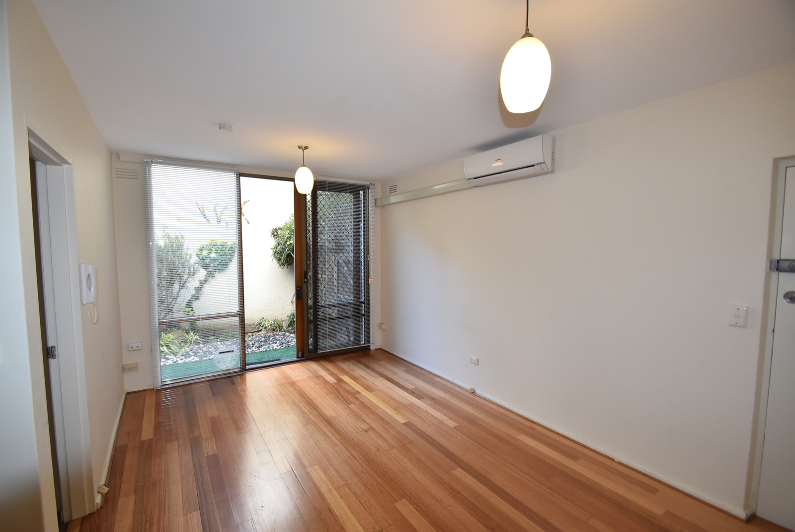 Properties for Sale and Rent in Port Melbourne Residential and Commercial