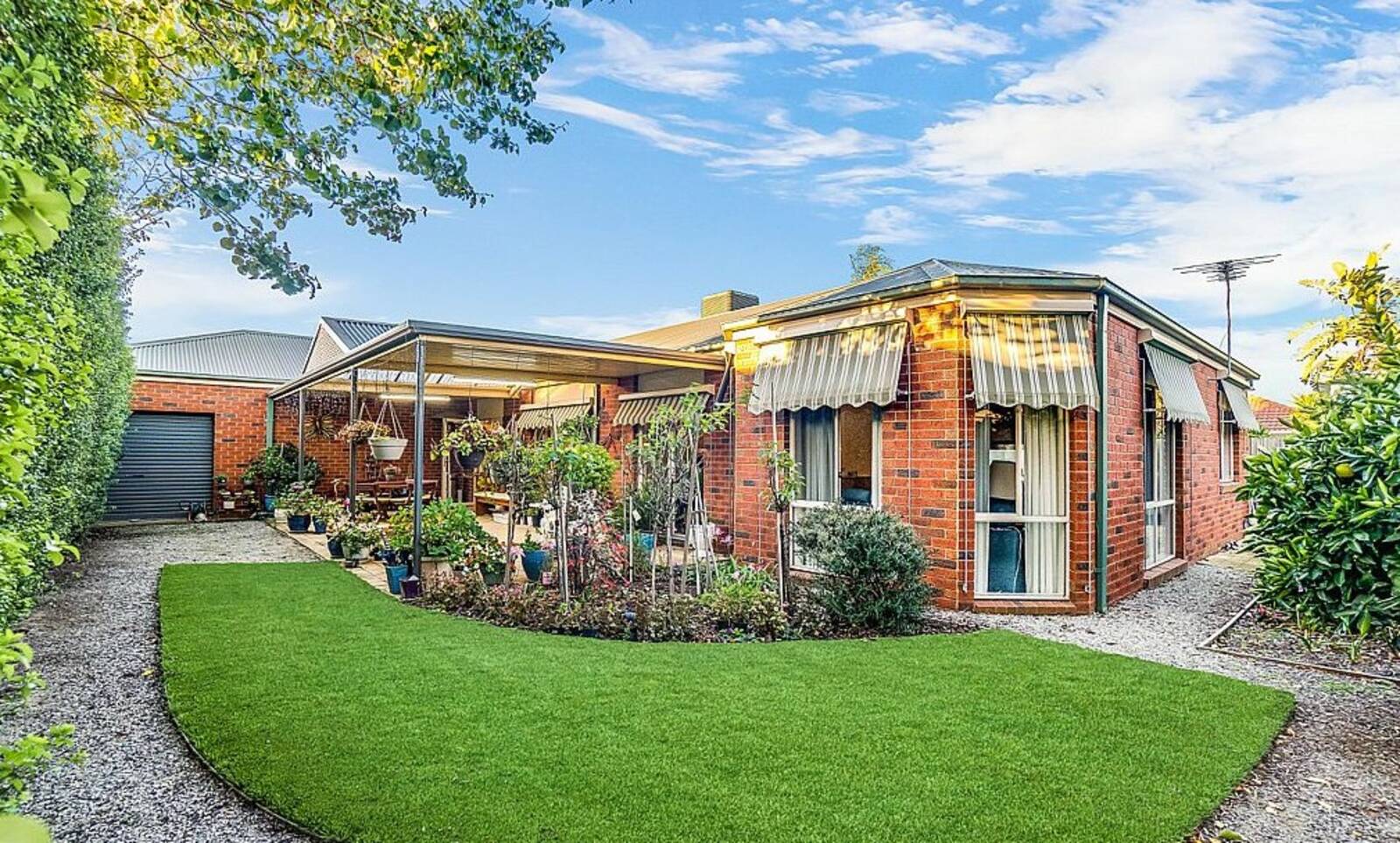 35 Baden Powell Drive Tarneit 3029 Biggin Scott