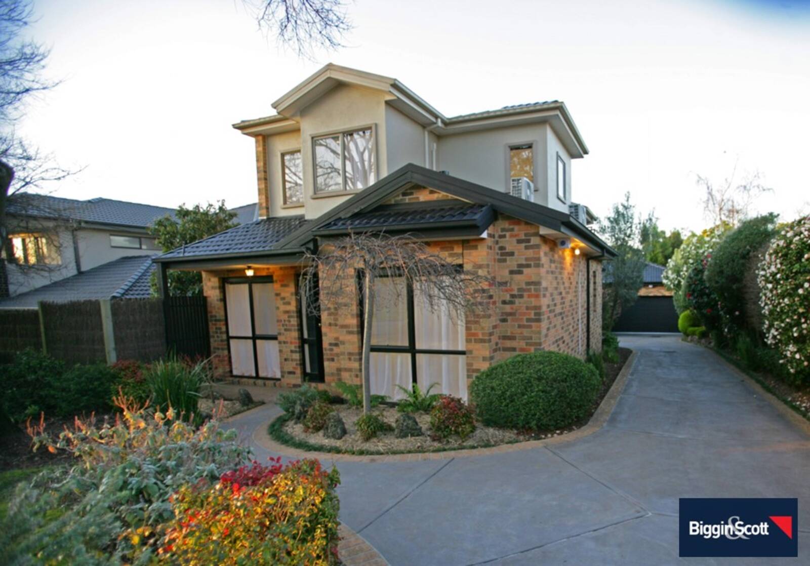 Biggin & Scott 1/12 Pinewood Drive, Mount Waverley 3149